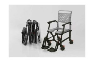 Silla de baño con ruedas plegable
